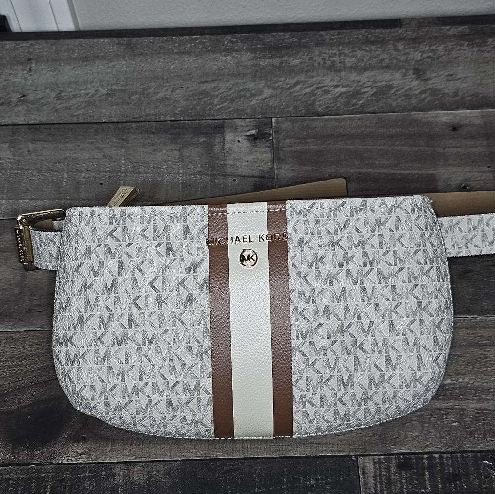 Michael Kors Logo Contemporary Belt Bag